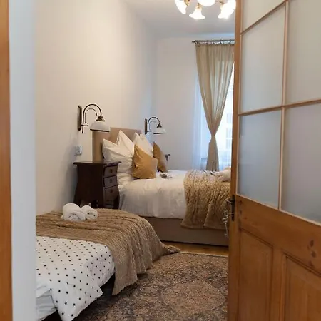 Apartament Przy Czarnej Bramie Klodzko Exterior photo